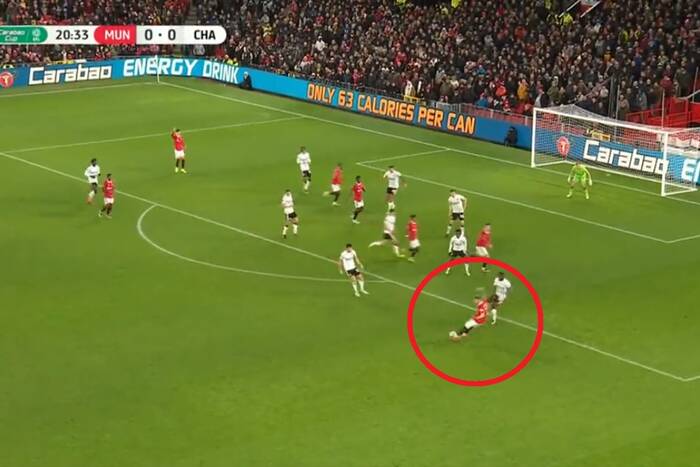 Ale to zakręcił! Piękny gol Antony'ego, Manchester United w półfinale Pucharu Ligi [WIDEO]